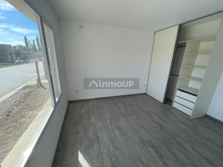 Casa en Alquiler en Confluencia, Neuquen