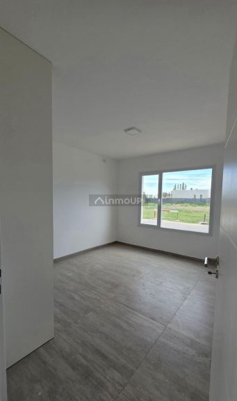 Casa en Alquiler en Confluencia, Neuquen