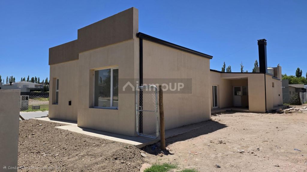 Casa en Alquiler en Confluencia, Neuquen