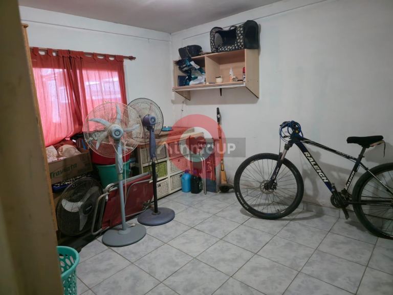 Casa en Venta en Neuquen, Neuquen - USD 70.000 | Inmoup - 10