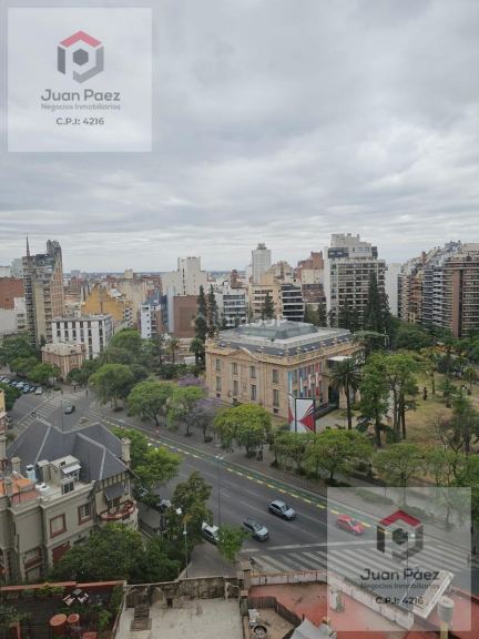 Capital HIPOLITO YRIGOYEN  al 500