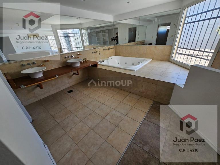 Casa en Venta en Capital, Cordoba