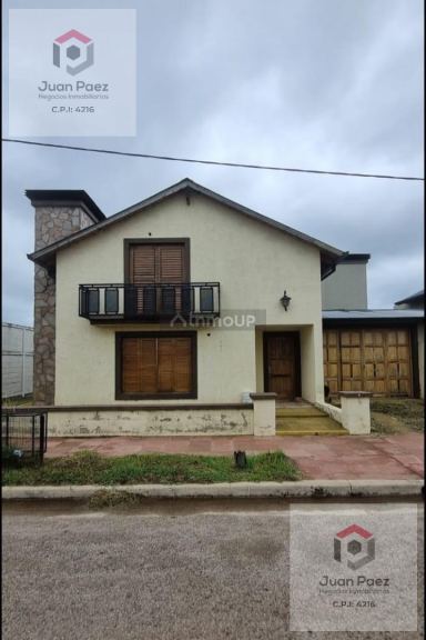 Casa en Venta en General Roca, Cordoba