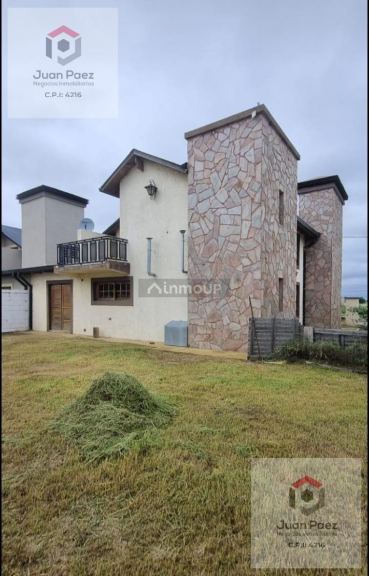 Casa en Venta en General Roca, Cordoba