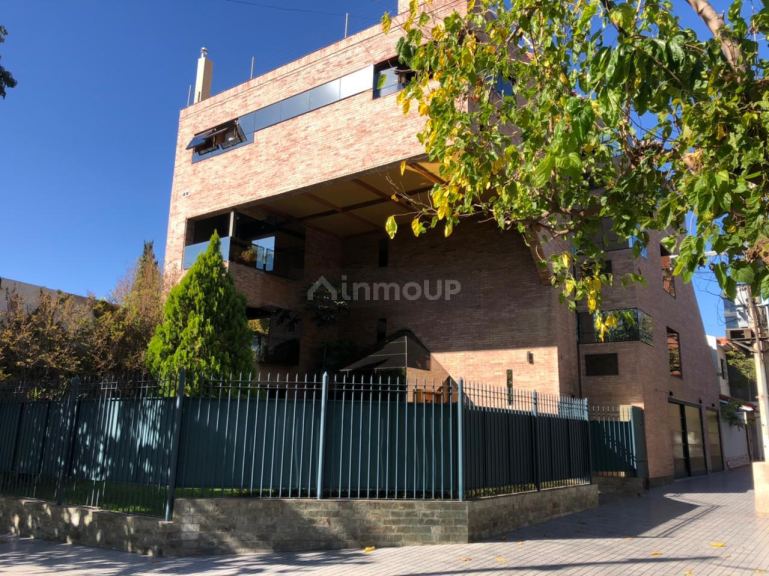 Departamento en Alquiler en Capital, Mendoza
