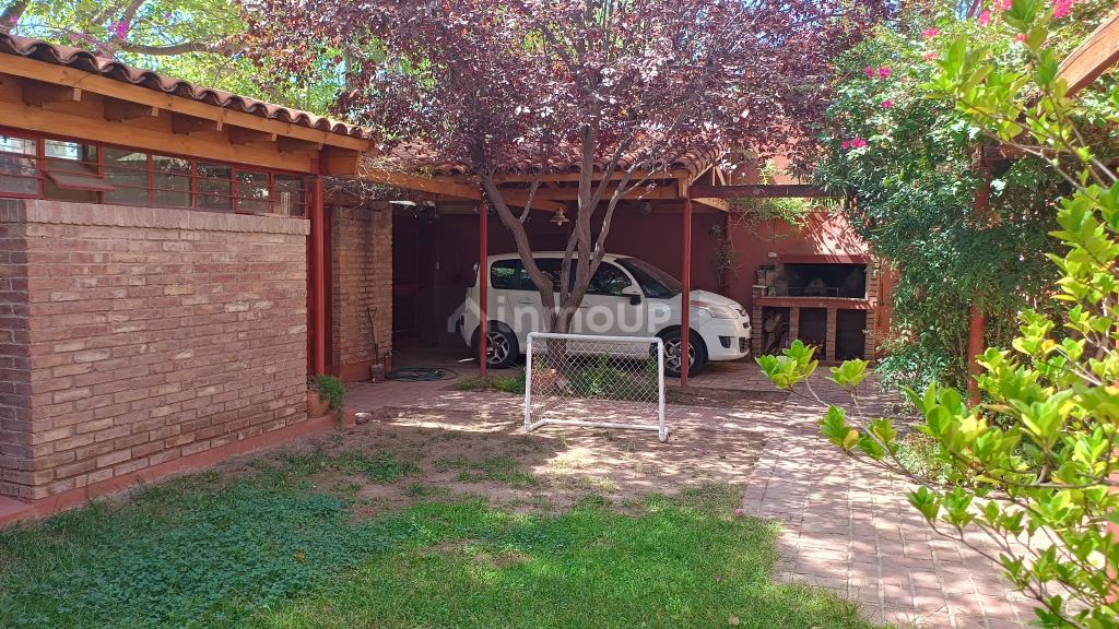 Casa en Venta en Capital, Mendoza