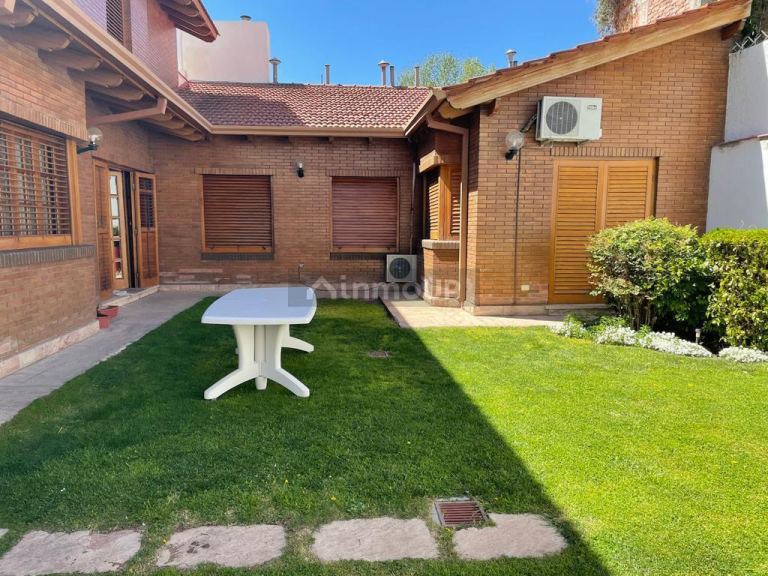 Casa en Venta en Godoy Cruz, Mendoza