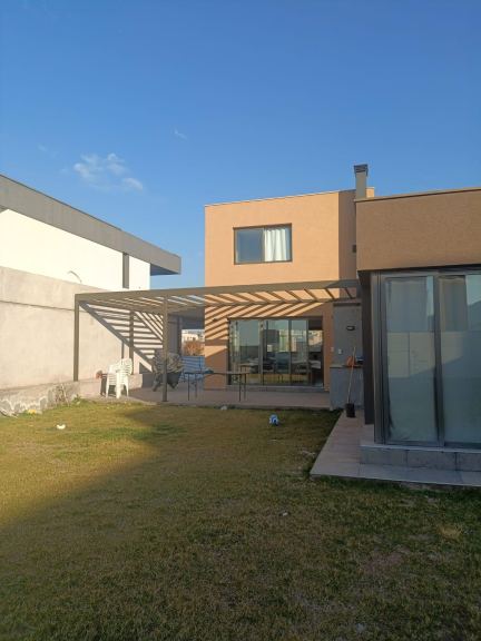 Casa en Venta en Las Heras, Mendoza