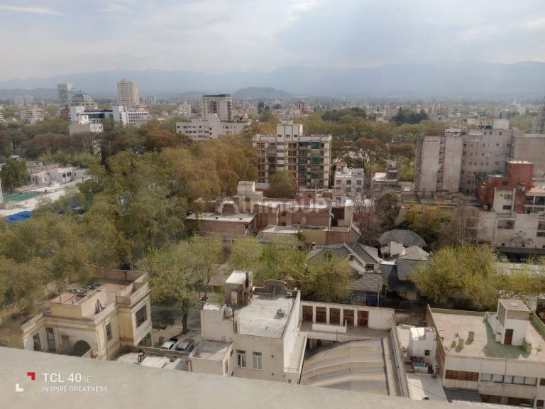 Oficina en Alquiler en Capital, Mendoza