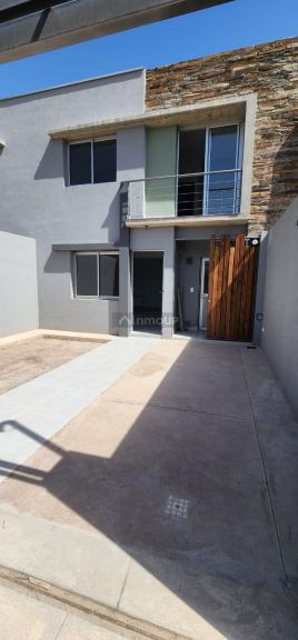 Duplex en Venta en Guaymallen, Mendoza