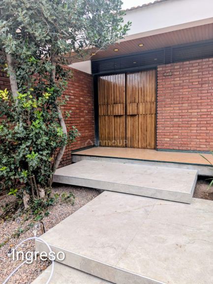 Casa en Alquiler en Capital, Mendoza