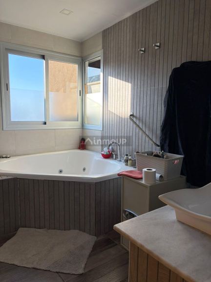 Casa en Venta en Las Heras, Mendoza