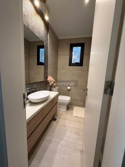 Casa en Venta en Guaymallen, Mendoza - USD 290.000 | Inmoup - 7