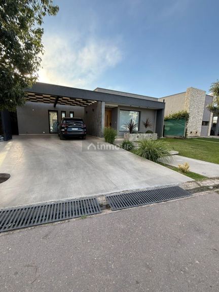 Guaymallen B° LAS CORTADERAS