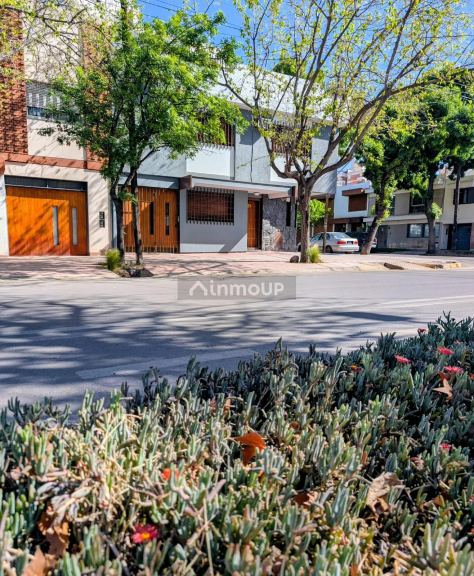 Casa en Alquiler en Capital, Mendoza