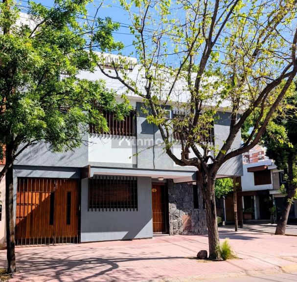 Casa en Alquiler en Capital, Mendoza