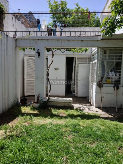 Casa en Venta en Capital, Mendoza - USD 110.000 | Inmoup - 11