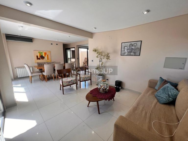 Casa en Venta en Maipu, Mendoza