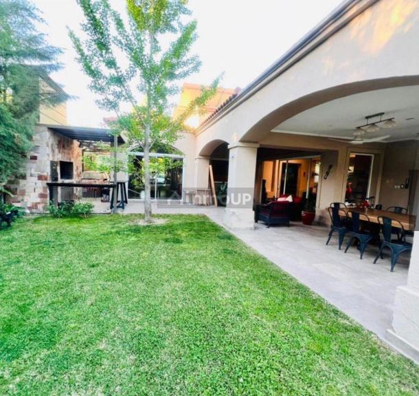 Casa en Venta en Guaymallen, Mendoza