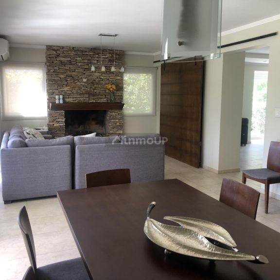 Casa en Venta en Las Heras, Mendoza