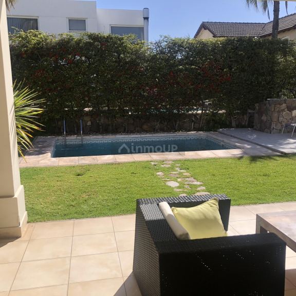 Casa en Venta en Las Heras, Mendoza