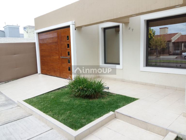 Casa en Alquiler en Maipu, Mendoza
