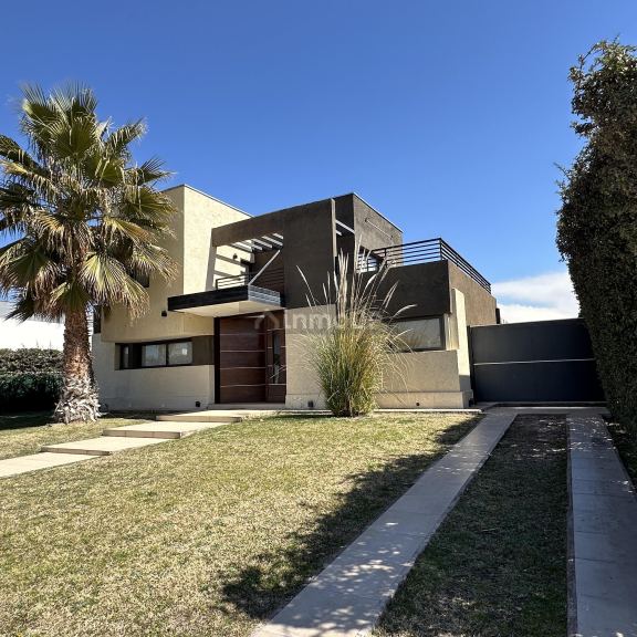 Casa en Alquiler en Maipu, Mendoza