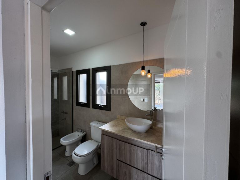 Casa en Alquiler en Maipu, Mendoza