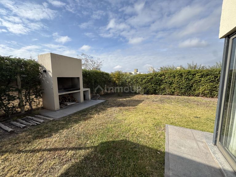Casa en Alquiler en Maipu, Mendoza