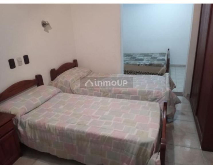 Hotel en Venta en Carlos Tejedor, Buenos Aires Interior