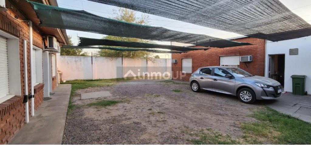 Hotel en Venta en Carlos Tejedor, Buenos Aires Interior