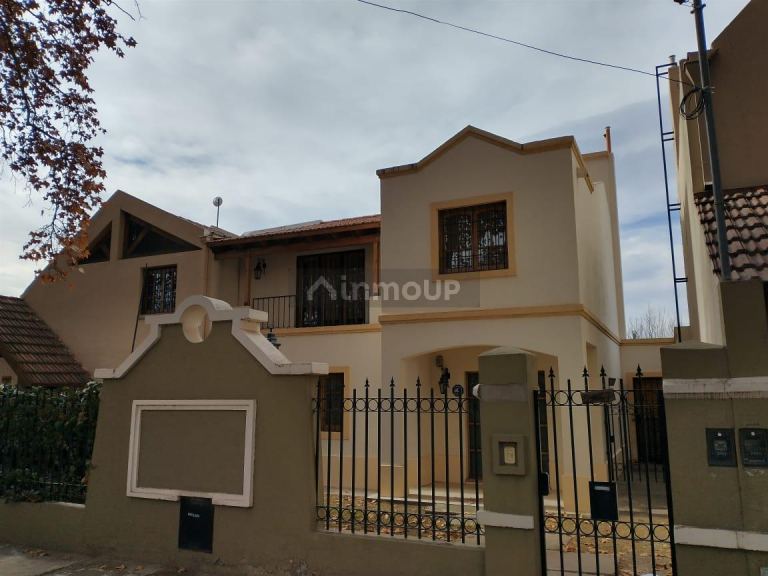 Casa en Alquiler en Lujan de Cuyo, Mendoza