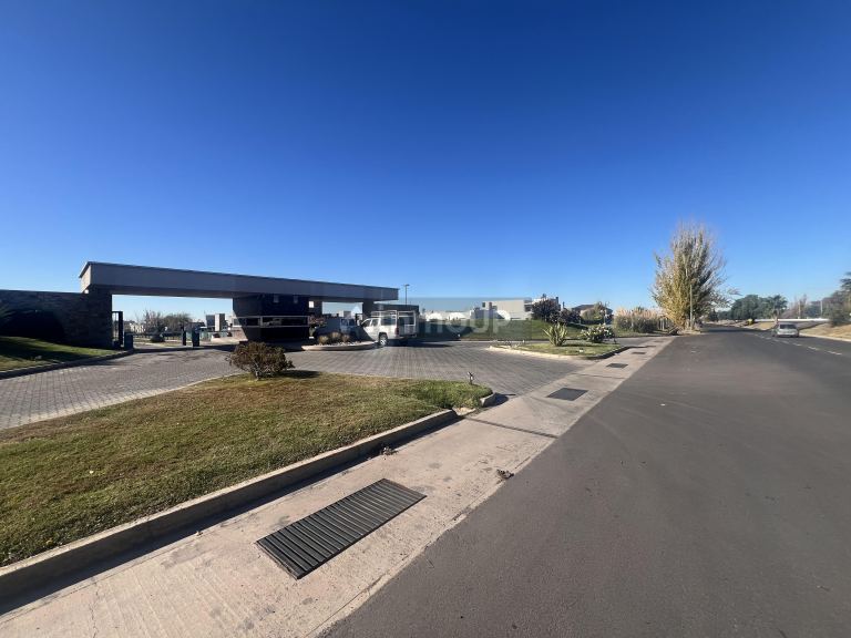 Lote en Venta en Maipu, Mendoza