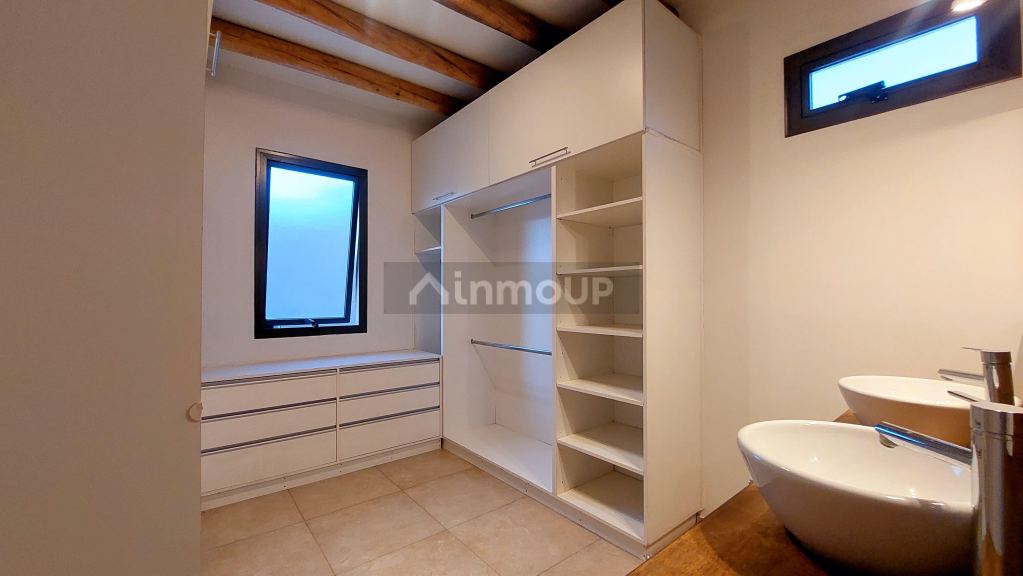 Casa en Venta en Las Heras, Mendoza
