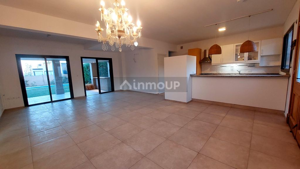 Casa en Venta en Las Heras, Mendoza