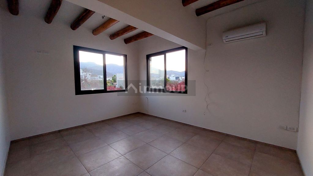Casa en Venta en Las Heras, Mendoza