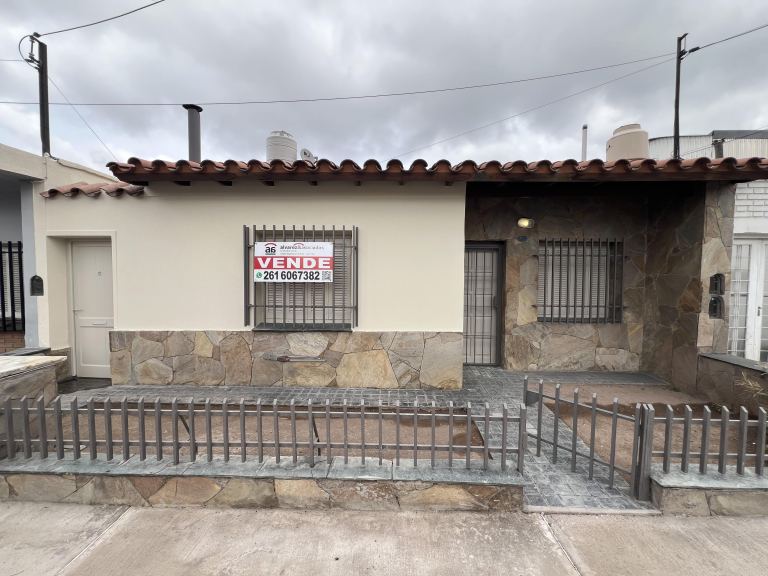 Casa en Venta en Godoy Cruz, Mendoza