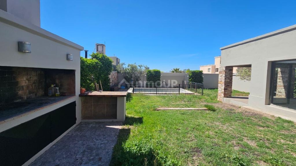 Casa en Venta en Las Heras, Mendoza