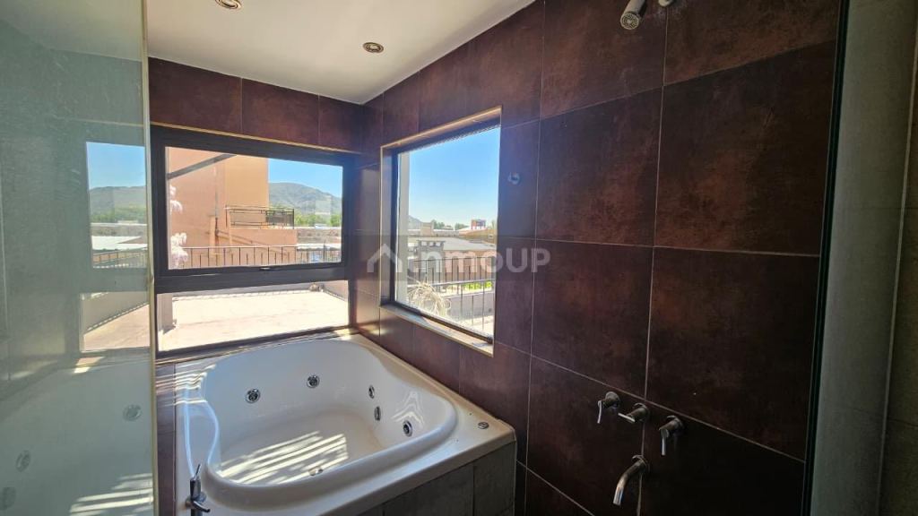 Casa en Venta en Las Heras, Mendoza