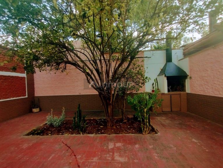Casa en Alquiler en Capital, Mendoza