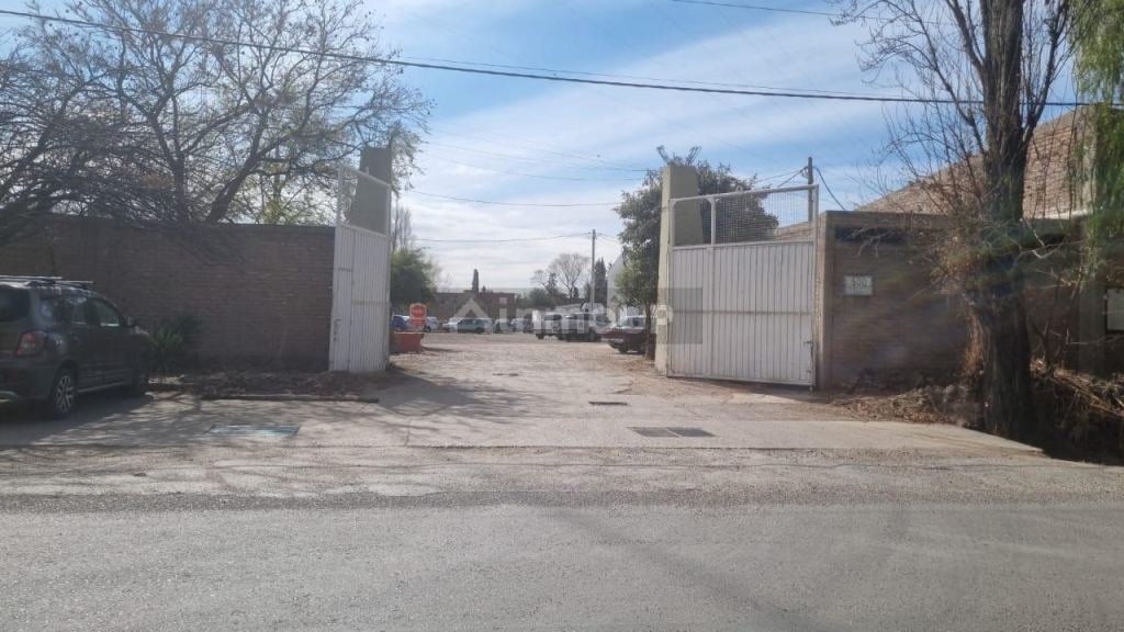 Galpon en Alquiler en Guaymallen, Mendoza