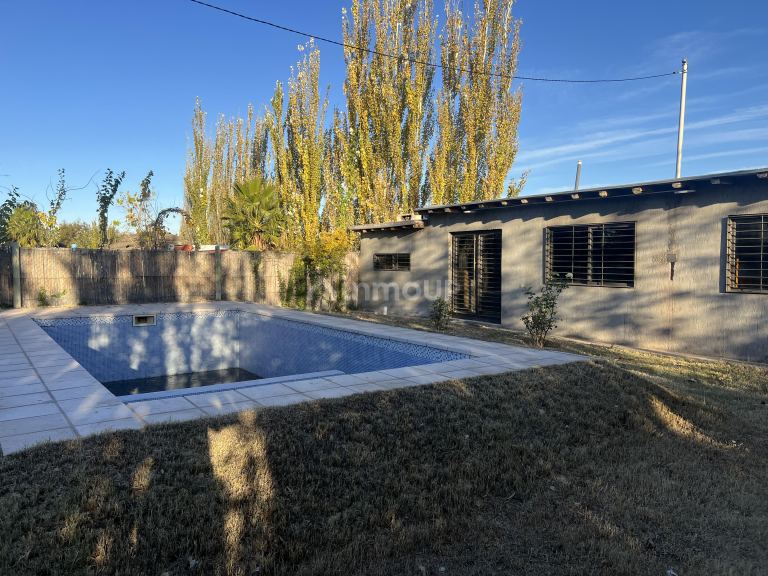 Casa en Venta en Guaymallen, Mendoza