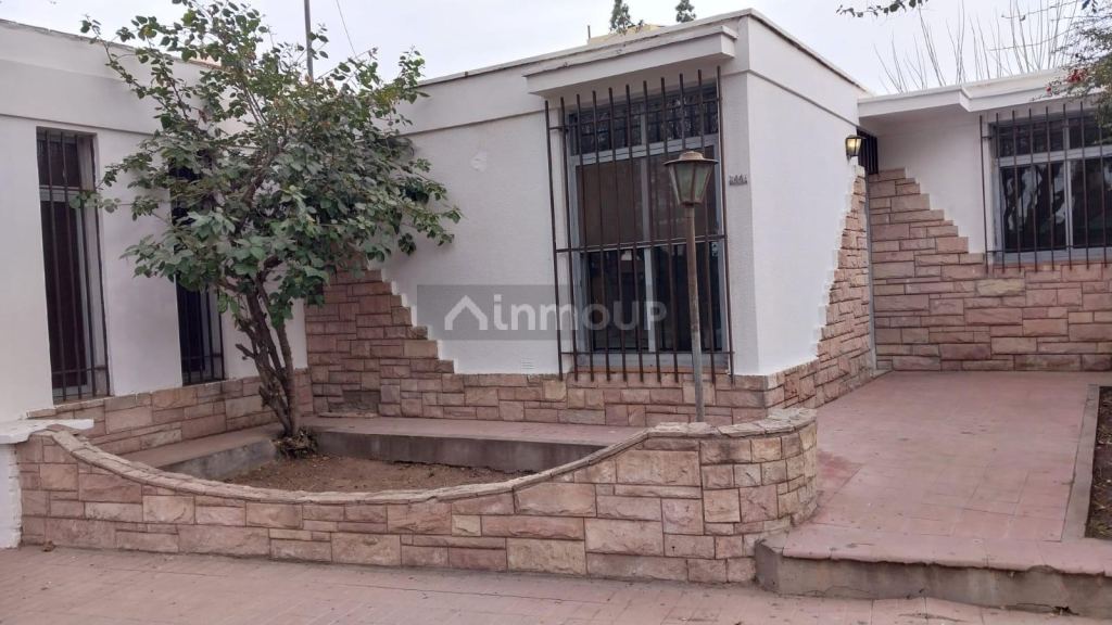 Casa en Alquiler en Godoy Cruz, Mendoza