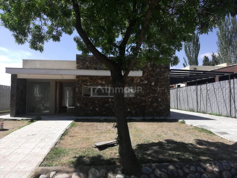 Casa en Venta en Guaymallen, Mendoza