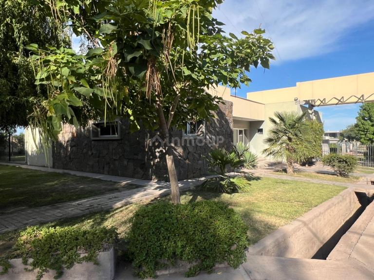 Casa en Venta en Maipu, Mendoza