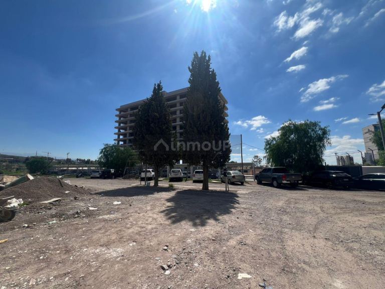 Oficina en Alquiler en Lujan de Cuyo, Mendoza