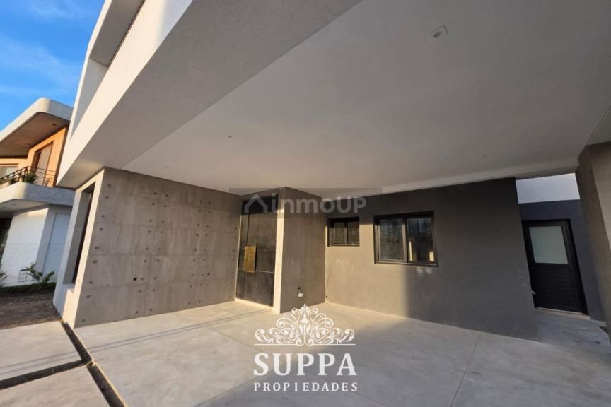 Casa en Venta en Tigre, G.B.A. Zona Norte