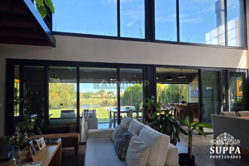 Casa en Venta en Escobar, G.B.A. Zona Norte