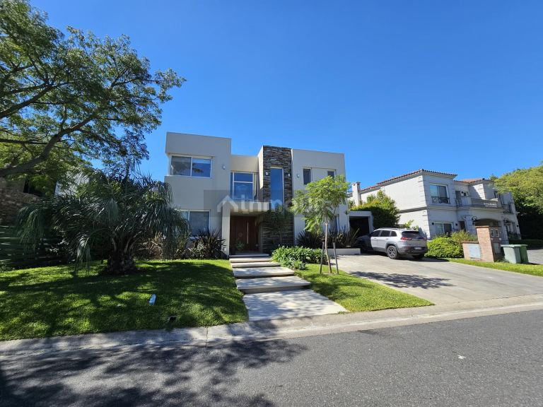 Casa en Venta en Tigre, G.B.A. Zona Norte