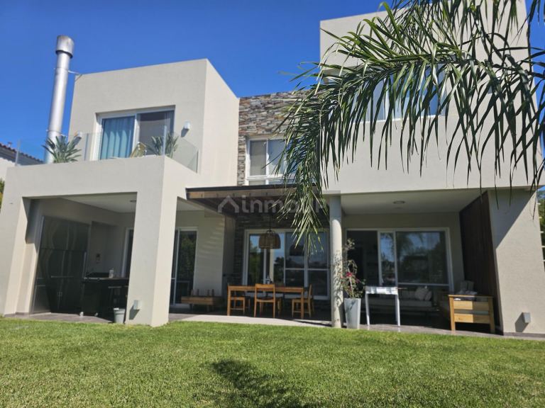 Casa en Venta en Tigre, G.B.A. Zona Norte